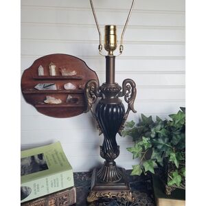 Vintage Neoclassical Lamp